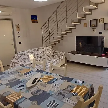 Sofia E Nini House * 산토 스테파노 디 마그라