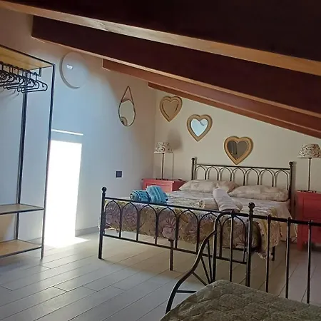 Sofia E Nini House *