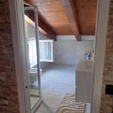 Sofia E Nini House