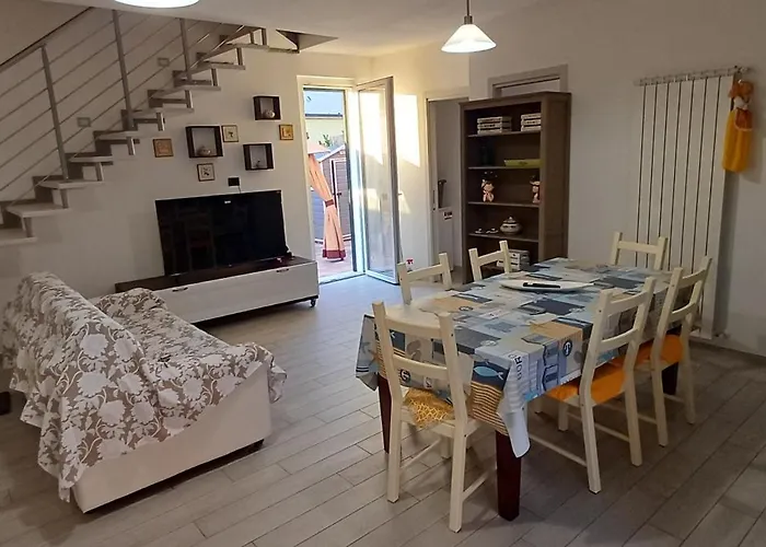 Sofia E Nini House Apartment Santo Stefano di Magra