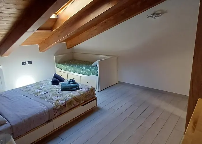 Sofia E Nini House *